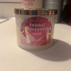 Bed Bath n Beyond Candle(Brand New)